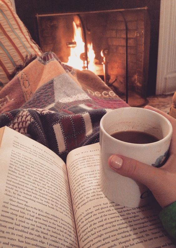 4 Ways to Celebrate Hygge This Winter